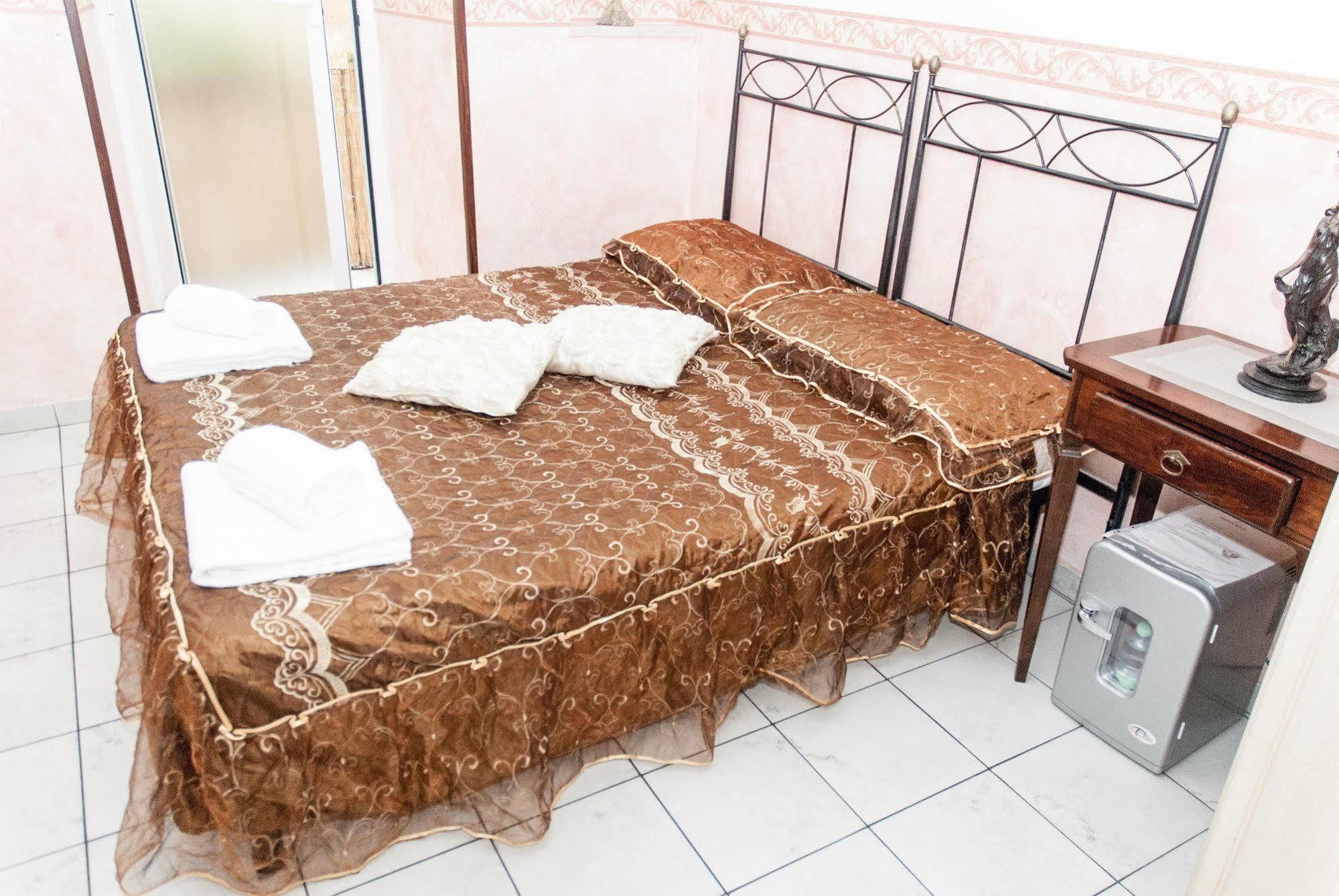 Bed and Breakfast Obelus Рим Екстер'єр фото